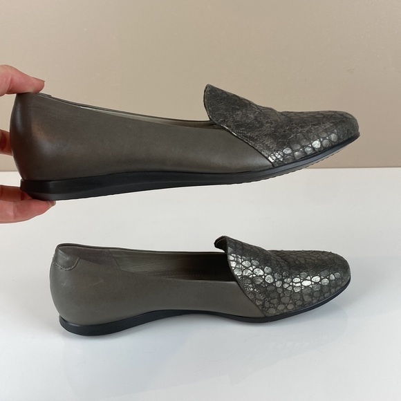 Ecco Ballerina Metallic Snake Embossed Leather Flats Size 37(6/6.5) - Picture 12 of 16